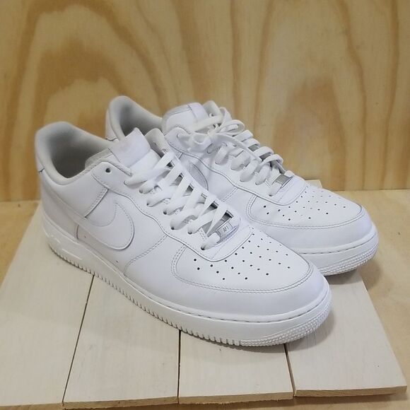 Nike Air Force 1 Triple White Size 14 - Picture 2 of 8
